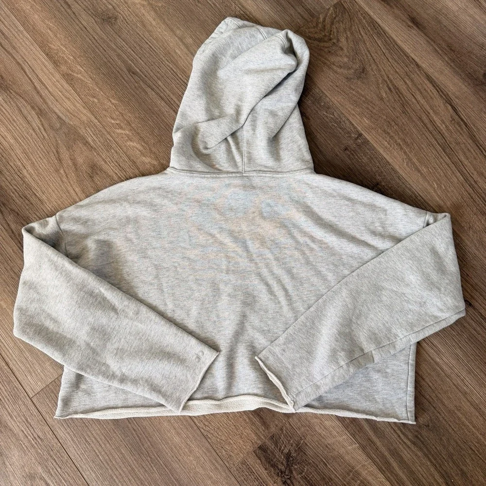 Alo Yoga Cropped Hoodie Womens S Gray Sweatshirt Pullover Yoga Gym Athletic